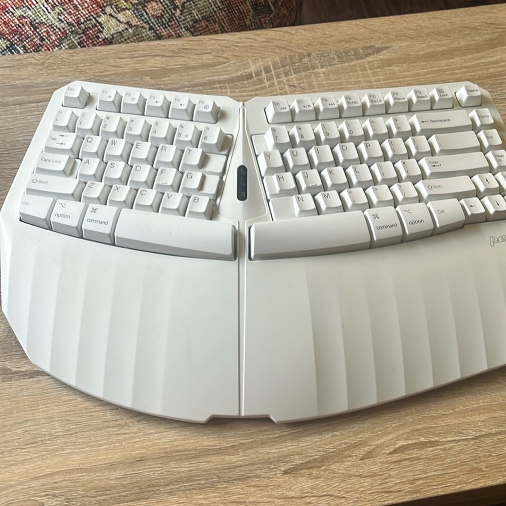 Perixx Periboard Ergonomic Split Keyboard White